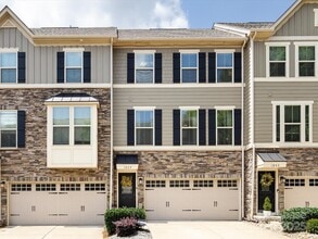 Building Photo - 1839 Shumard Ln