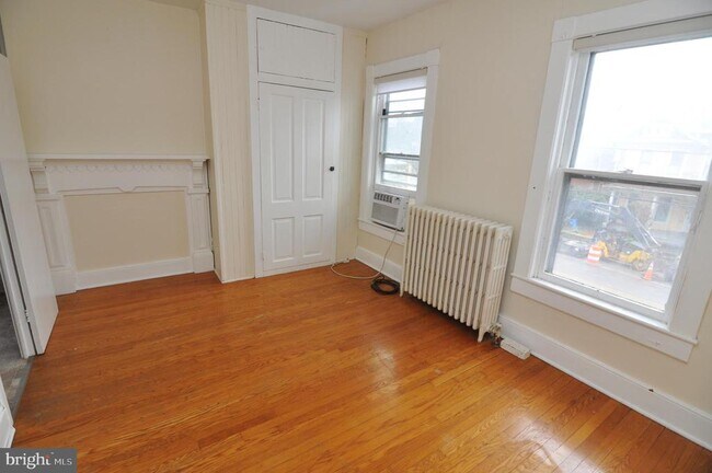 Building Photo - 515 N Loudoun St