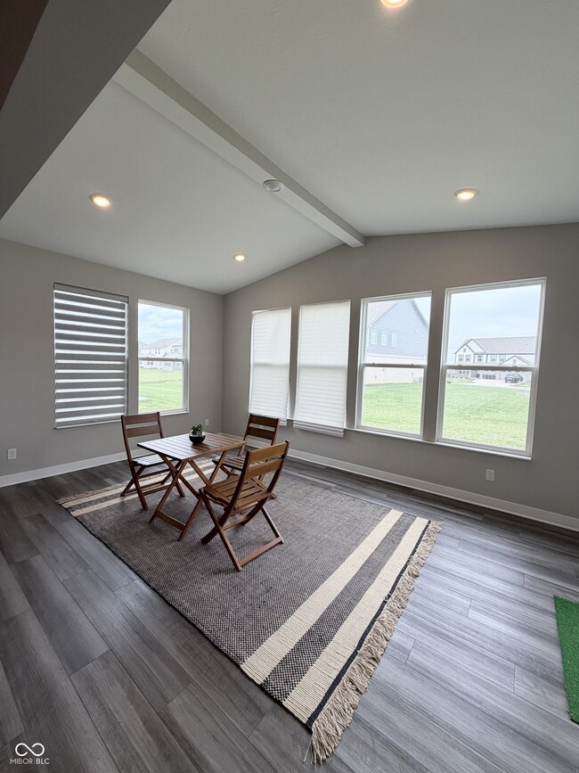 Building Photo - 908 Edmonds Pl