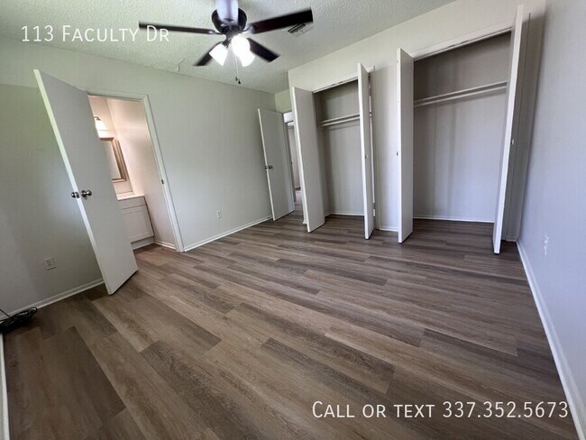 Building Photo - 113 Faculty Dr