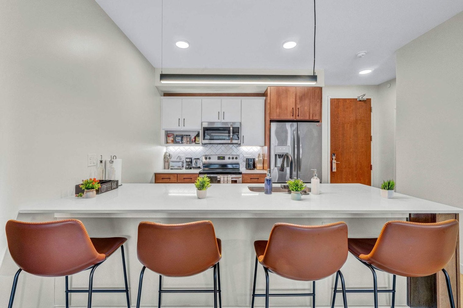 Building Photo - 2189 Cornell Rd