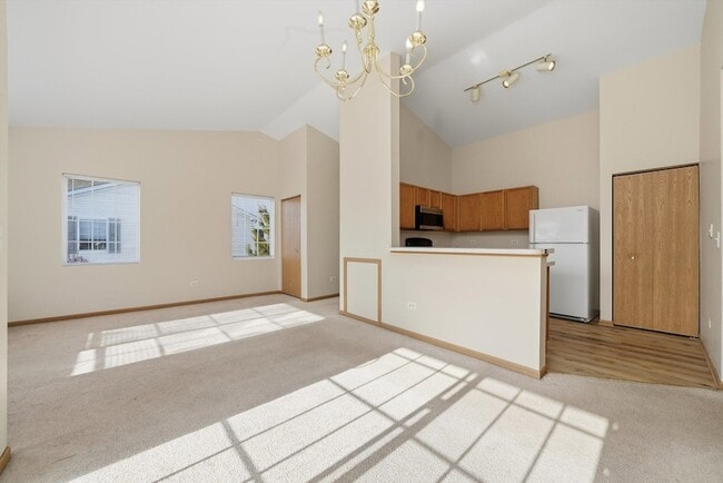 Building Photo - 417 Silverstone Dr