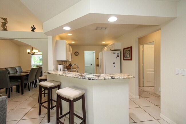 Building Photo - ** 4 BED-3 BATH PRIVATE SINGLE FAMILY POOL...
