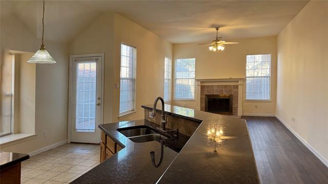 Building Photo - 405 Colony Dr