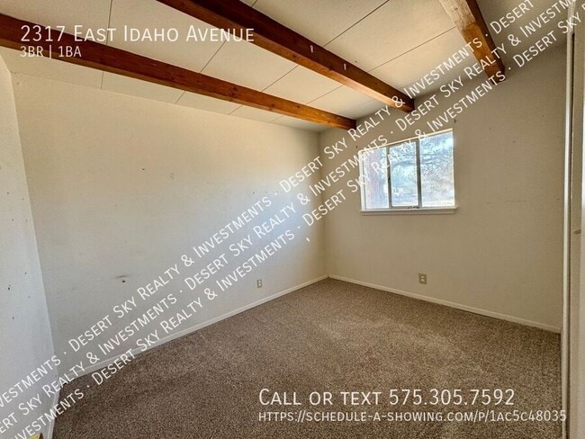 Building Photo - 2317 E Idaho Ave