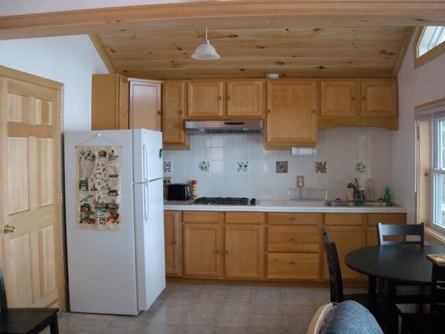 Building Photo - 21 Humming Bird Ln