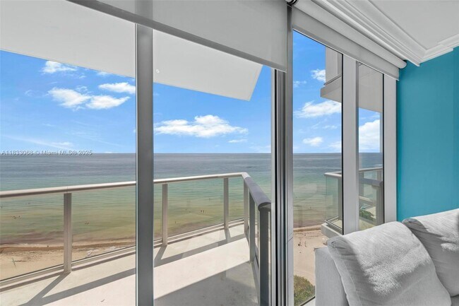 Building Photo - 17001 Collins Ave