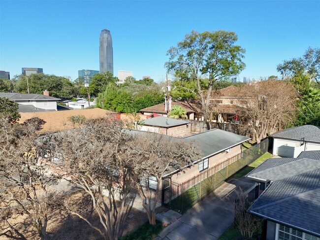 Building Photo - 4614 Merwin St