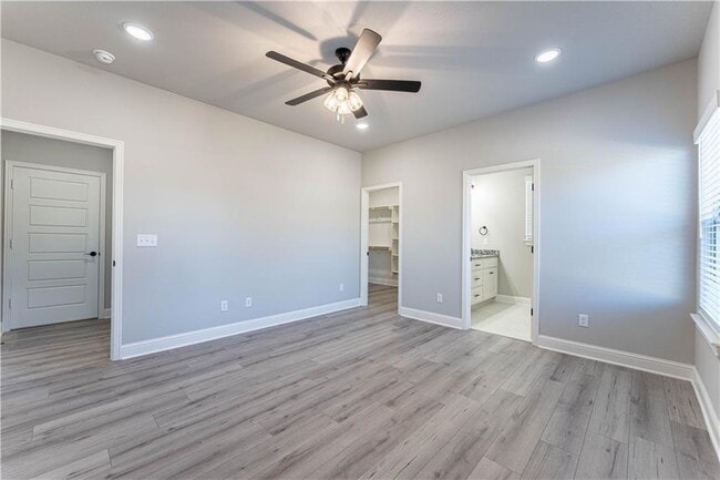 Building Photo - 2312 John W Montgomery Cir