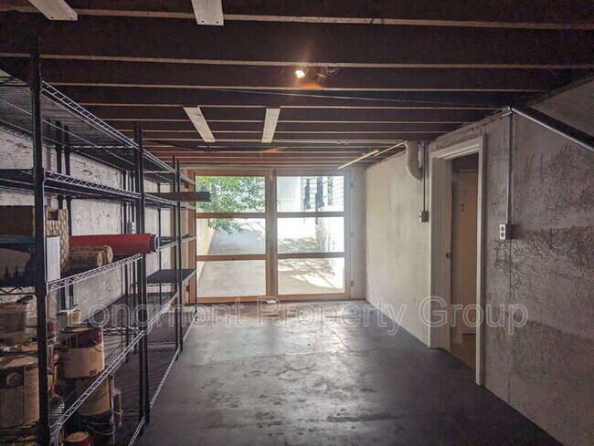 Building Photo - 1236 Carolina Ave