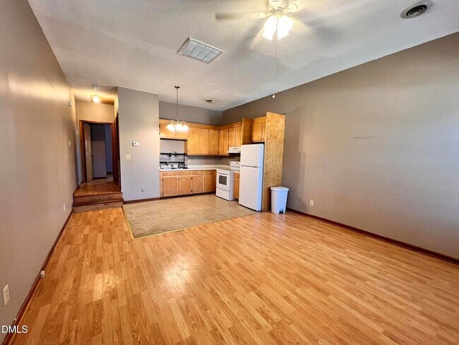 Building Photo - 4921 Fairground Rd