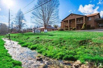 Building Photo - Country Shores Apartments