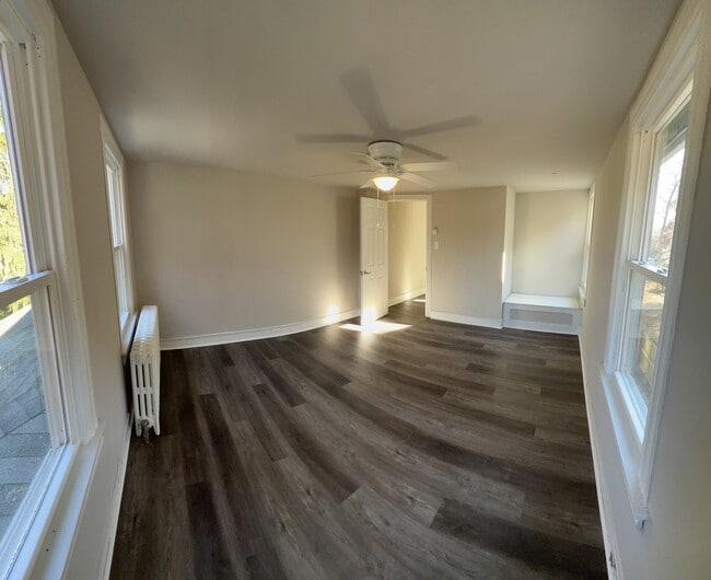 Building Photo - 44 8th St