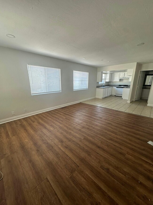 Building Photo - 7620 Newlin Ave