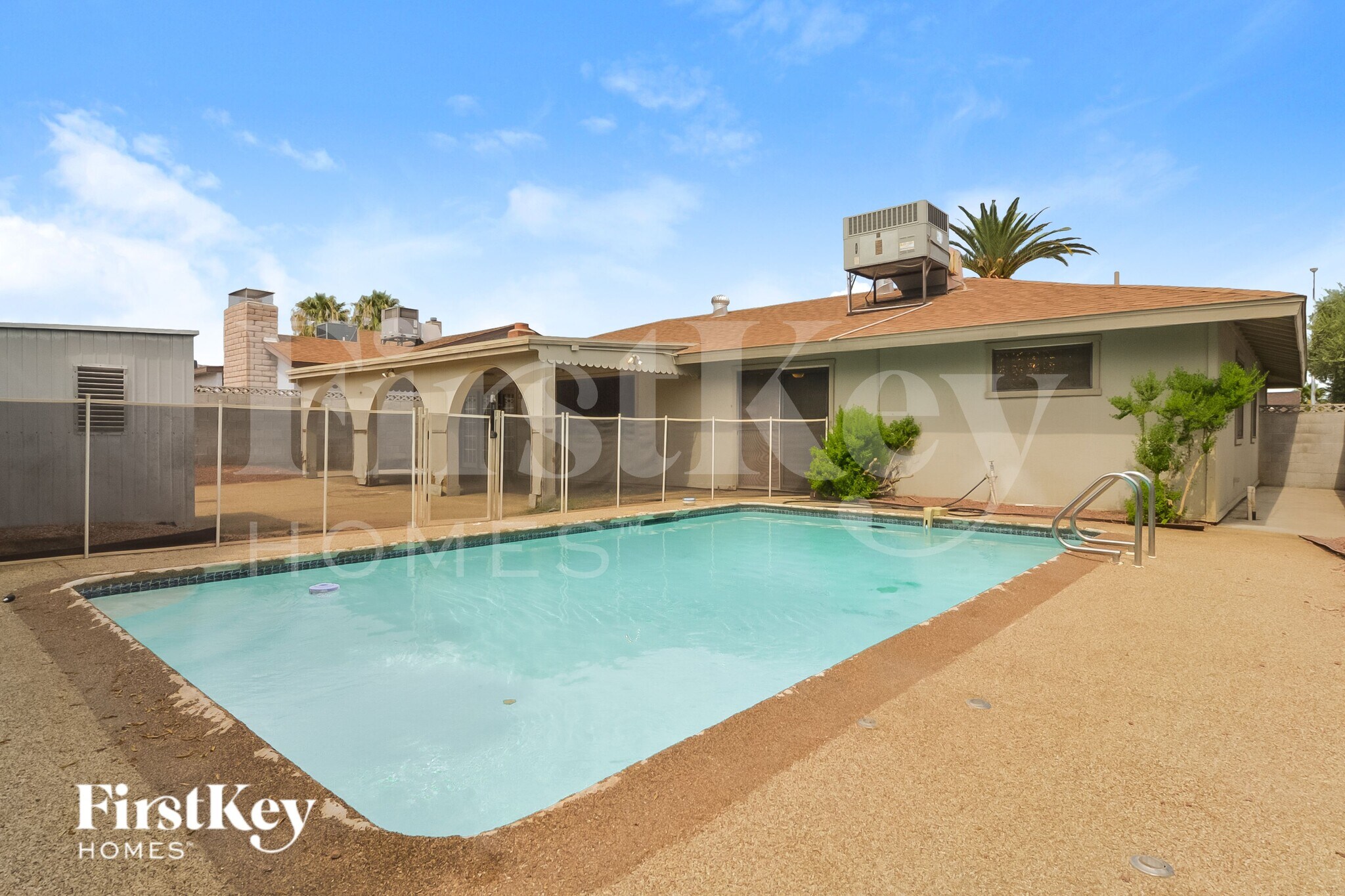 Building Photo - 4071 Oakhill Ave