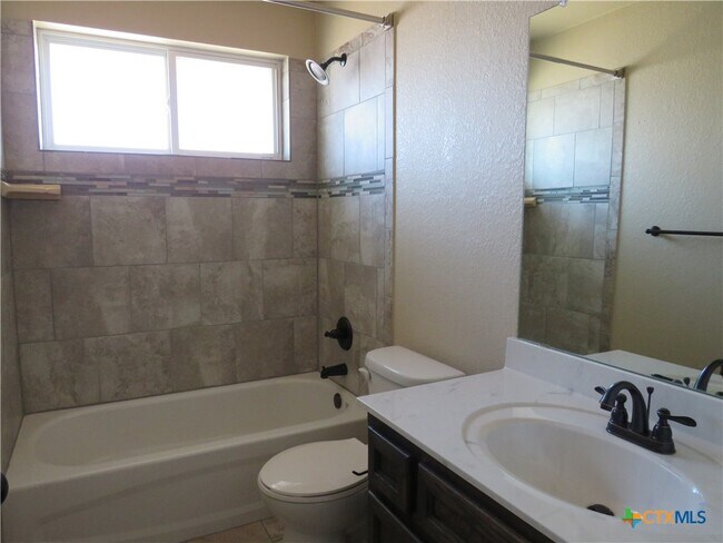 Building Photo - 6601 Morganite Ln