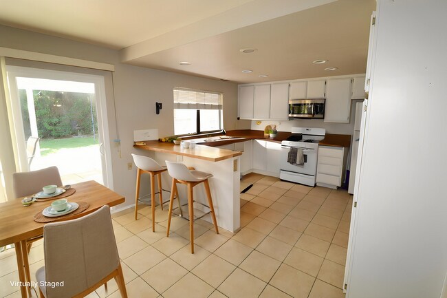 Building Photo - 178 S Shattuck Pl