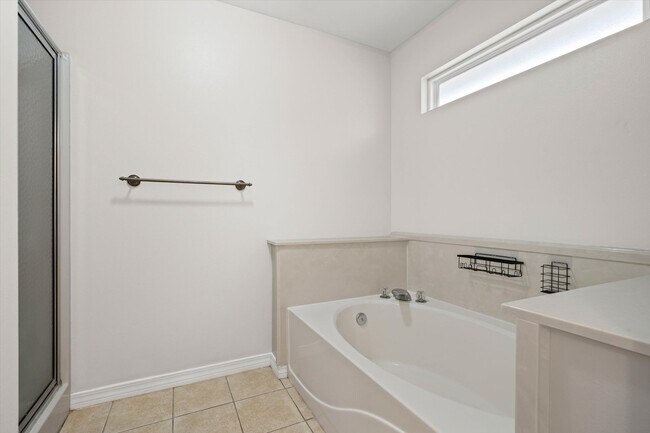 Building Photo - 8981 Gale Rowe Ln