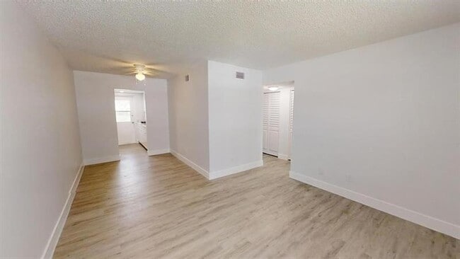 Building Photo - 6600 Royal Palm Blvd