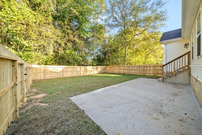 Building Photo - 2845 Teakwood Dr