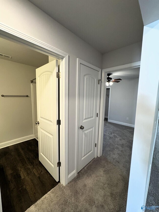 Building Photo - 109 Ardsley Dr