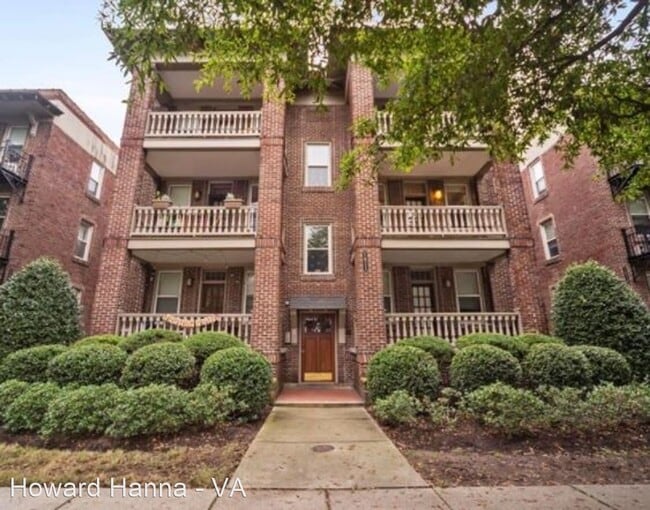 Primary Photo - 2 br, 1 bath House - 1411 Colonial Avenue #B4