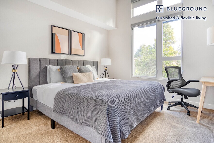 Building Photo - 1545 San Antonio St