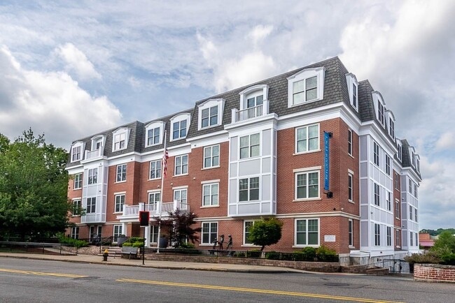 Primary Photo - 446 Belgrade Ave