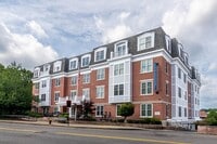 Building Photo - 446 Belgrade Ave