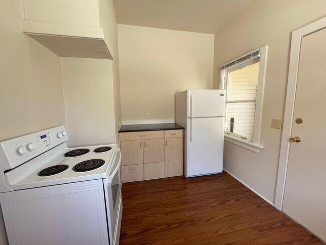 Building Photo - willh06