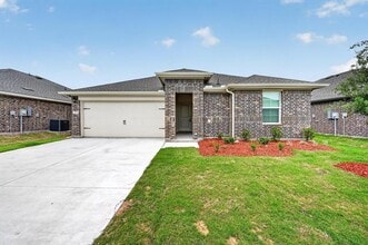 Building Photo - 3918 Applewood Trl