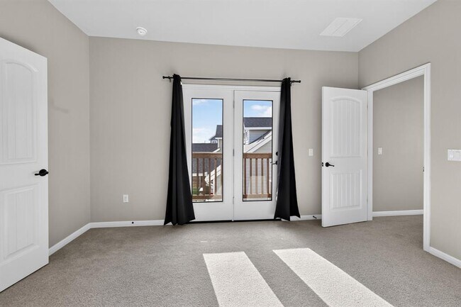 Building Photo - 5800 Baythorne Dr