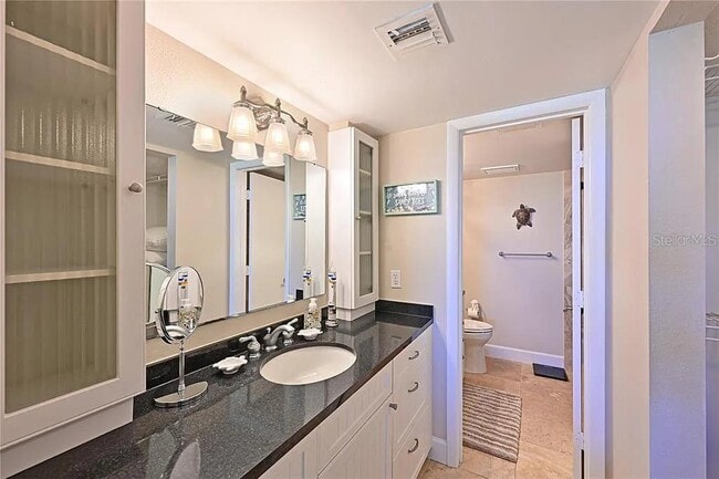 Building Photo - 852 Golden Beach Blvd