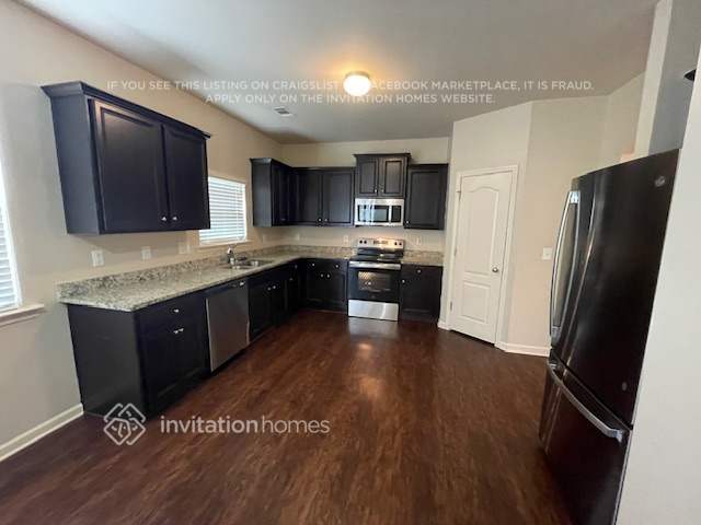 Building Photo - 3640 Brookhollow Dr