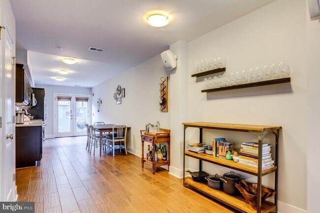 Building Photo - 3465 14th St NW