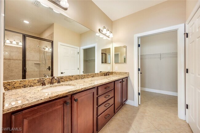 Building Photo - 13430 Kent St