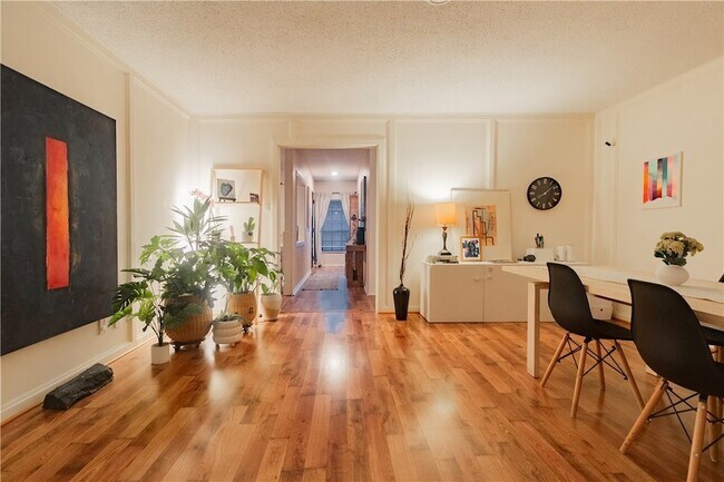 Building Photo - 2602 Arbor Dr