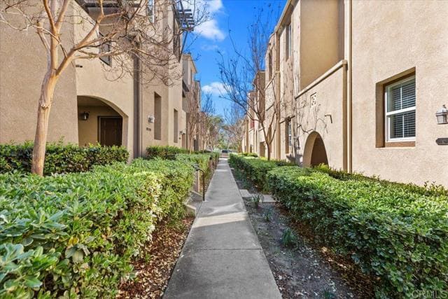 Building Photo - 676 Kellogg St