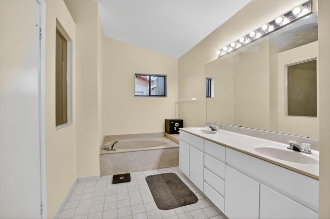 Building Photo - 20803 Cabrillo Way