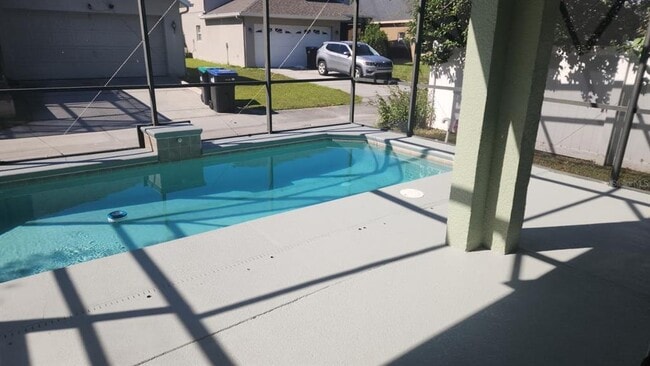 Building Photo - 1930 Torchwood Dr