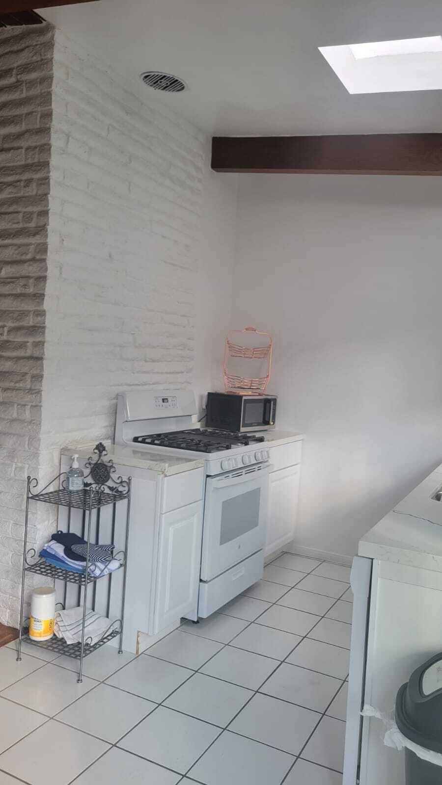 Building Photo - 1430 Manhattan Beach Blvd