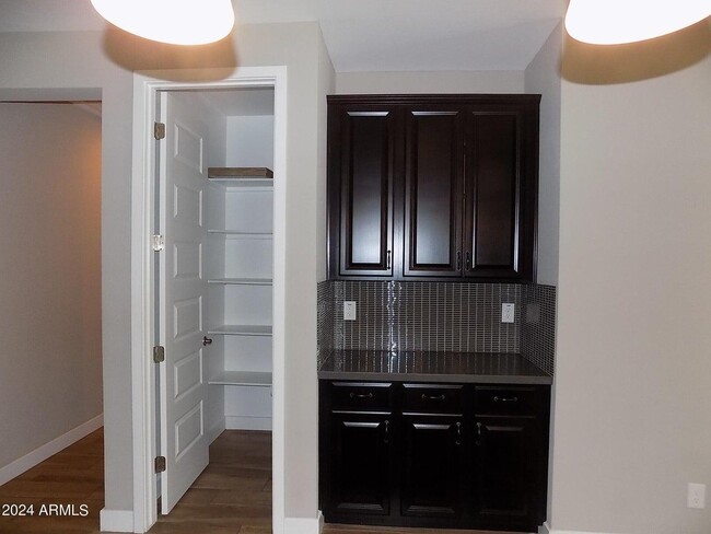 Building Photo - 4967 S Bridal Vail Dr