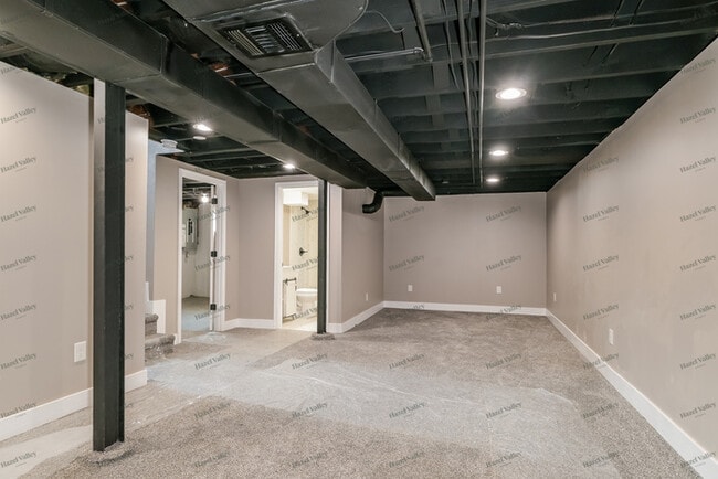 Building Photo - 1550 N Jackson Ave