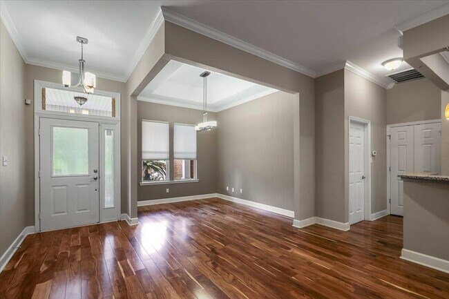 Building Photo - 1799 Cassatt Dr