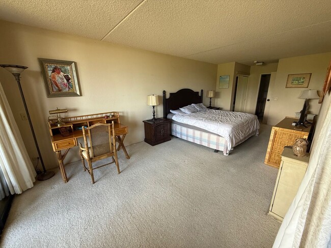 Building Photo - 1br - 2 Bath Furnished Kona Pacific Condo