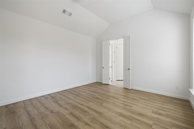 Building Photo - 22609 Bristlegrass Ln