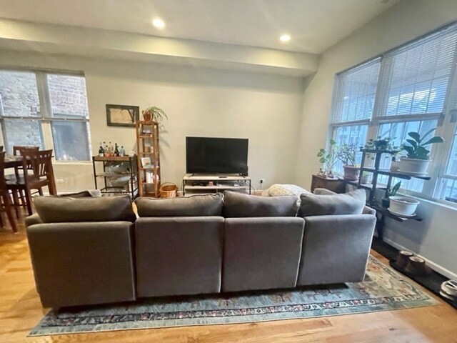 Building Photo - 1933 N Sedgwick St