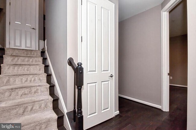 Building Photo - 4302 Edosomwan Ln