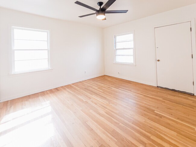 Building Photo - 2509 39th St