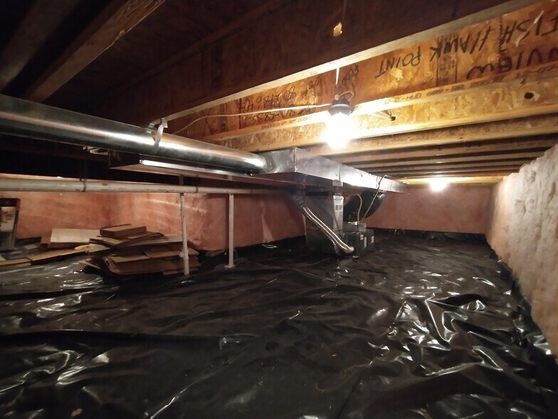 Crawl Space, Furnace, Storage - 4607 Fish Hawk Pt